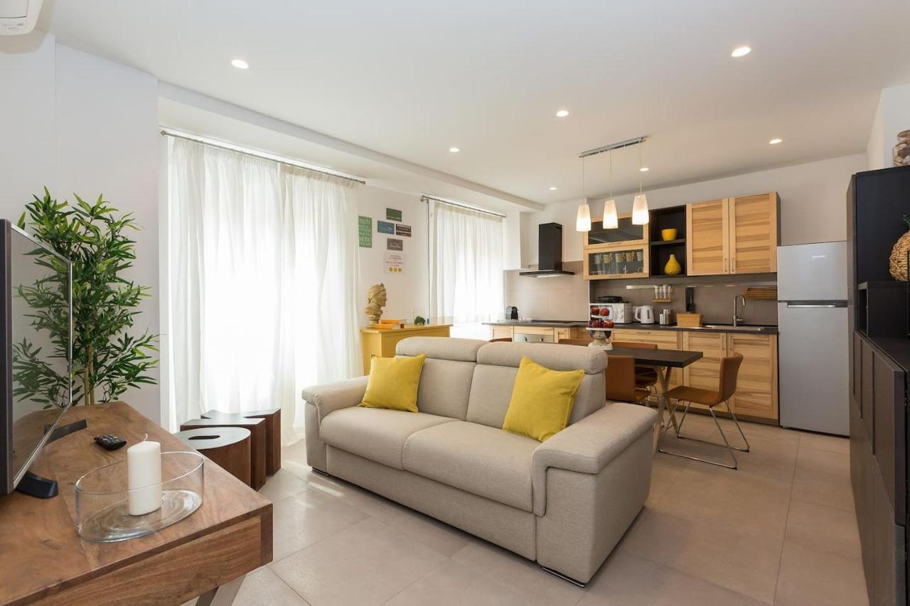 Lovely New Apartament, Viale Trastevere Рим Екстериор снимка