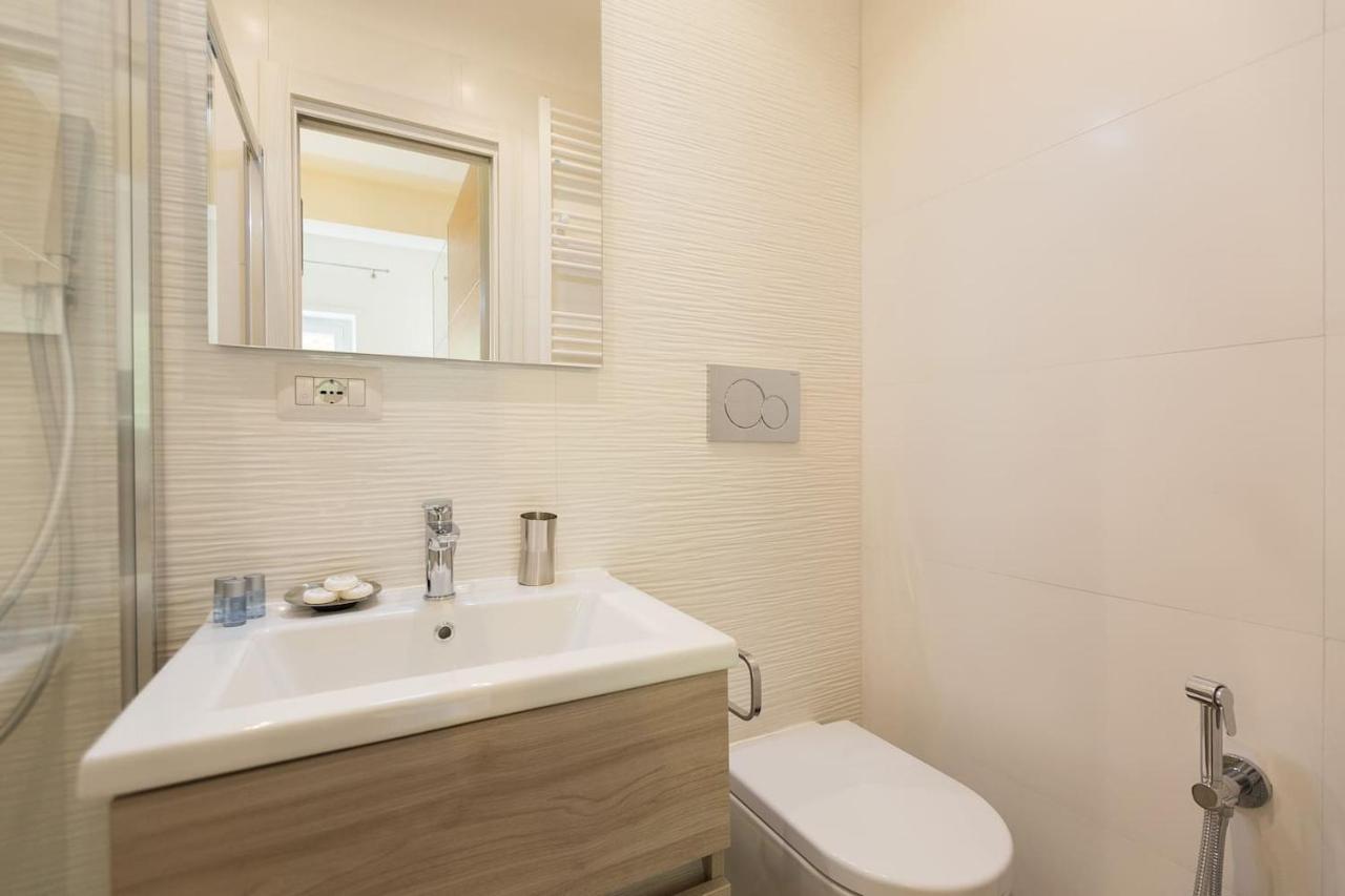 Lovely New Apartament, Viale Trastevere Рим Екстериор снимка